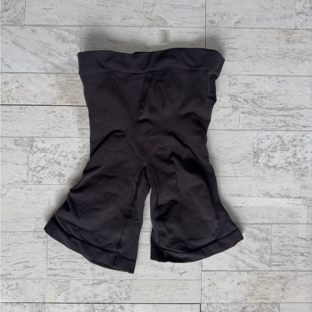 Skims Seamless Sculpt Mid Thigh Shorts
